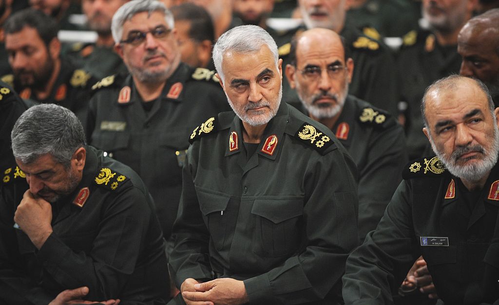 Iranian Quds Force commander Qassem Soleimani (C) attends Iranian supreme leader Ayatollah Ali Khamenei's (not seen) meeting with the Islamic Revolution Guards Corps (IRGC) in Tehran, Iran on September 18, 2016. 