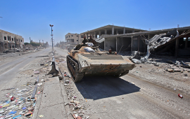 Syrian government soldiers take possession in Daraa province