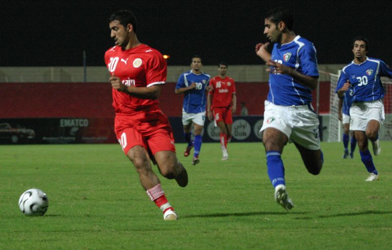 Walls and Goals The IsraeliPalestinian Encounter in Football Middle