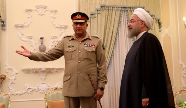 Iranian President President Hassan Rouhani (R) met Pakistani Army Chief General Qamar Javed Bajwa in Tehran 