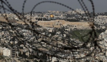 A picture taken on February 1, 2019 from Jabel Mukaber, a Palestinian neighbourhood in Israeli-occupied East Jerusalem shows the Dome of the Rock mosque (golden dome) and al-Aqsa Mosque (silver dome) at the al-Aqsa Mosque compound in Jerusalem's Old City. 