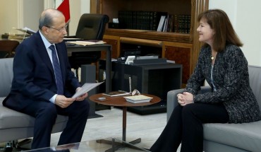 Lebanese President Michel Aoun (L) meets U.S. Ambassador to Lebanon Elizabeth Richard (R) at Baabda Palace in Beirut, Lebanon on May 9, 2019.