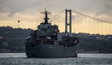 Russian Tapir class landing warship BSF Nikolay Filchenkov 152 passes the Bosphorus Strait off Istanbul on October 18, 2016.