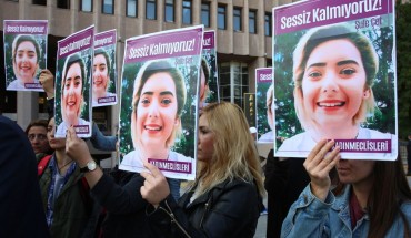 Women protest femicide before the trial regarding the death of Sule Cet, who was allegedly killed by being thrown off the 20th floor of a luxury building in Ankara, on November 8, 2018. 