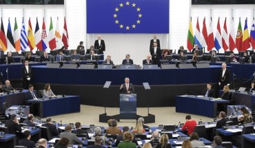 Jordanian King Abdullah II gestures as he delivers a speech at the European Parliament, on January 15, 2020, in Strasbourg, eastern France.