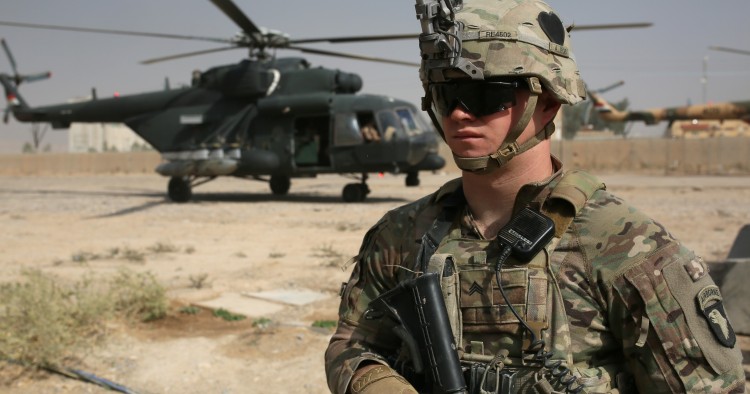 US soldiers leave Nineveh Joint Operations Command Headquarters with helicopters to go to Al-Kayyara district and around Mosul, in Nineveh, Iraq on October 19, 2016.