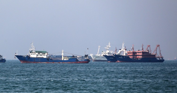 Cargo ships sail in the Gulf off the Iranian port city of Bandar Abbas, which is the main base of the Islamic republic's navy and has a strategic position on the Strait of Hormuz, on April 29, 2019. - Eight countries were initially given six-month reprieves after the United States reimposed sanctions on Iran in November, following President Donald Trump's decision to withdraw from a 2015 nuclear accord. Iran's Foreign Minister Mohammad Javad Zarif has said leaving the nuclear Non-Proliferation Treaty is one