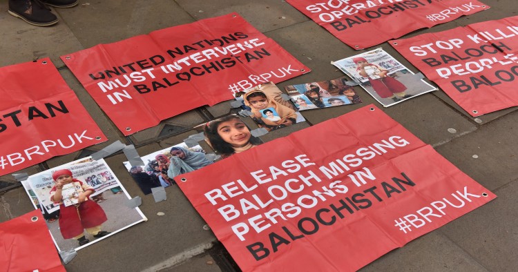 LONDON, ENGLAND - JANUARY 22: People campaign for the United Nations to intervene regarding Baloch missing persons in Balochistan, Pakistan close to Downing Street on January 22, 2019 in London, England. (Photo by John Keeble/Getty Images)