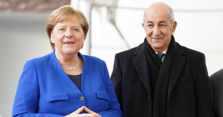 Federal Chancellor Angela Merkel (CDU) receives Abdelmadjid Tebboune (r), President of Algeria, in front of the Federal Chancellery for the Libya Conference. 