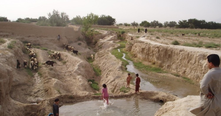 watercourse Urdu Meaning