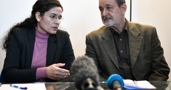 Two top political leaders of the Syrian Kurdish alliance and co-chairs of the Syrian Democratic Council Riad Darar (R) and Ilham Ahmed (L) speak together while delivering a speech during a press-conference, in Paris, on December 21, 2018.