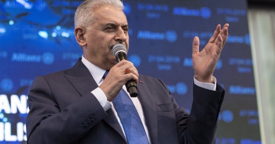 Turkish Prime Minister Binali Yildirim makes a speech during the ribbon-cutting ceremony of insurance firm Allianz's campus in Gaziemir, Izmir, Turkey on April 27, 2018. 