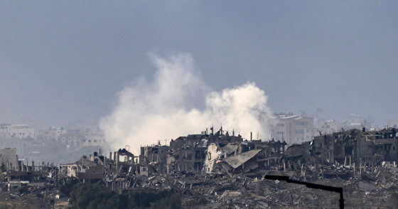 Syrian rebels in the historic city of Homs are leaving behind a panorama of destruction - Los Angeles Times