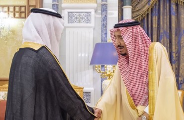 Saudi Arabian King Salman bin Abdulaziz al-Saud (R) attends an oath ceremony in Riyadh, Saudi Arabia on March 08, 2020.