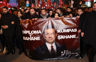 Photo by Ugur Yildirim/ dia images via Getty Images